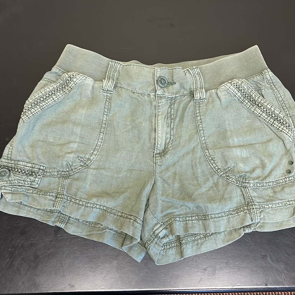 Maurices Olive Green Shorts Size 3/4